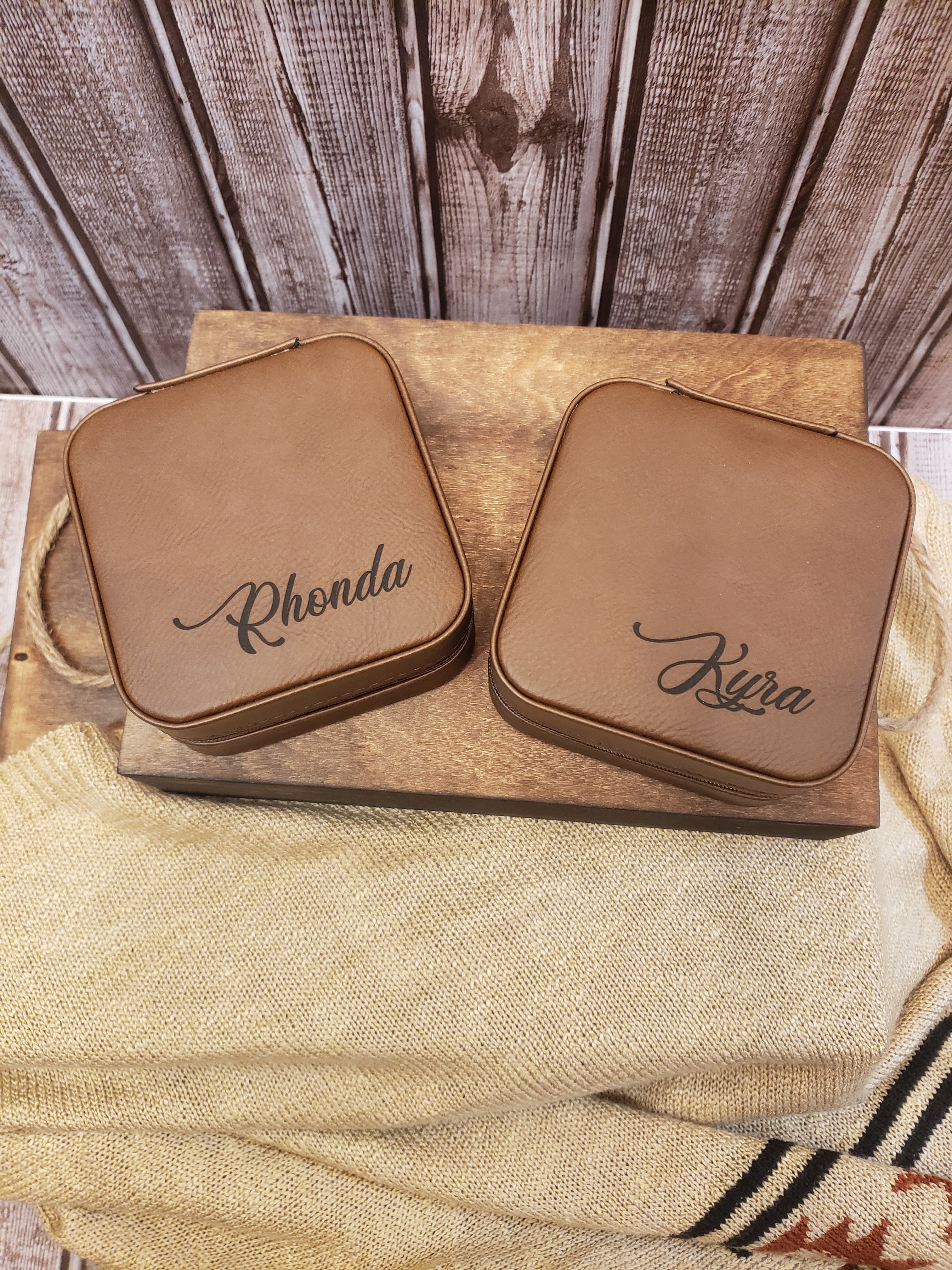 NEW! -  Faux Leather Travel Jewelry Box